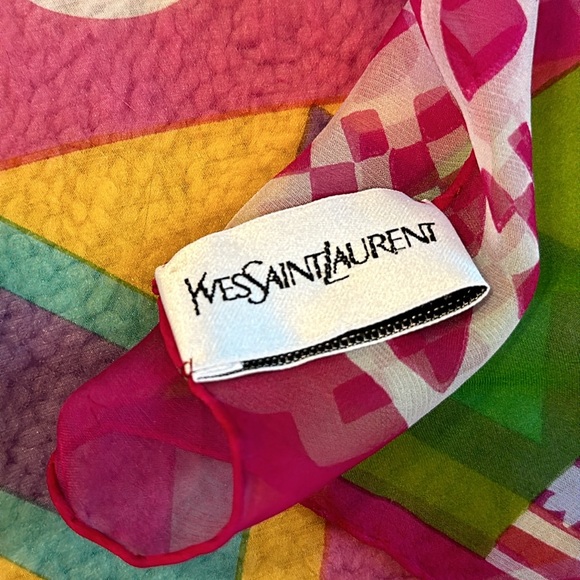 YSL Yves Saint Laurent Silk Bright Butterfly Floral Scarf! Excellent Condition! - Picture 7 of 8